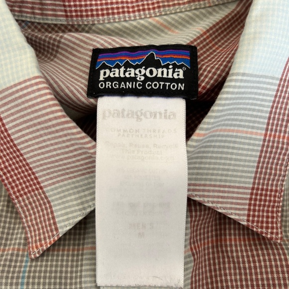 Patagonia button up, short sleeve - Picture 4 of 8